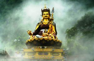 Khổ đau bắt nguồn từ không vượt qua bản ngã của chính mình